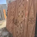 بوابة حديد كبيرة