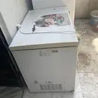 ثلاجة وفريزر