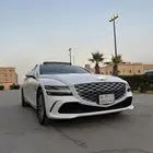 جينيسس موديل 2025 سعودي باللون الابيض المطفي الملكي