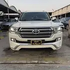 لاندكروزر 2017