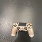 يد بلاستيشن