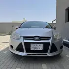 فورد فوكس هاتشباك 2014 نظيف ممشى قليل