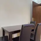 طاولة طعام