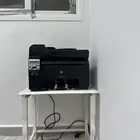 طابعه مع الة تصوير شبه جديده وممتازه