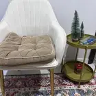 كرسي وطاوله