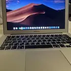 ماك بوك اير نضيف جدا