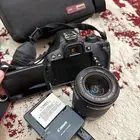 كاميرا كانون احترافيه 700D للبيع