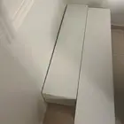 كنب نظيفه حالته ممتازه جدا طاولات شاشات نظيفه