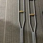 عكازات طبيه