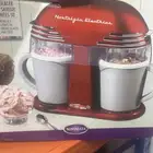 صانعة ايس كريم