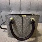 شنطة نسائية
