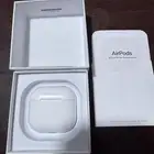 سماعه AirPods 4