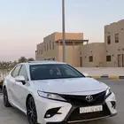 كامري V6 بحالة المصنع جديد (( تم البيع الله يبارك للمشتري))