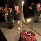 كيكة سبايدرمان وباتمان شامله باقه ورد وتوصيل مجاني فقط ب175