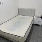 سرير نفر ونص معه لباد مع كمودينه جدد