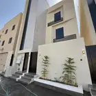 للبيع ادوار علويه بمداخل مستقله ومساحات كبيره شمال الراقي