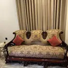 للبيع انتري كلاسك من خشب الزان المحفور