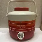 ترمس ماء قديم