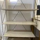 رفوف للبيع