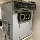 مكينه أيسكريم