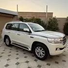 لاندكروزر 2021 وارد معرض وليد