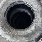 للبيع كفرات هايلوكس 3 بهن نص العمر او اكثر مقاس 15