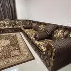 كنب مجلس رجالي  يكفي 25 شخص بحاله جيده مع الستارتين