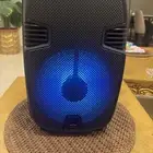 سماعه شغله ونضيفه صوت فيه عالي مره