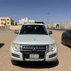 ميتسوبيشي باجيرو 2016 Mitsubishi Pajero