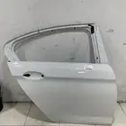 باب خلفي بي ام دبليو 520 و 530 ابيض وكالة