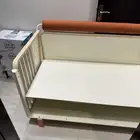 سرير اطفال