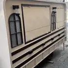 فود ترك للإيجار
