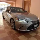لكزس ES 350 2019 فل DD