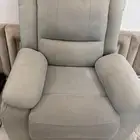 كرسي للبيع نظيف