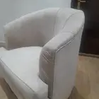 كراسي نظيفة جدا  و خالية من العيوب