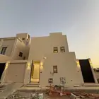فلة للبيع شارع 20 شمالي في 3020