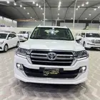 تويوتا لاندكروزر 2019 تورنج فل كامل سعودي ماشي 77 الف