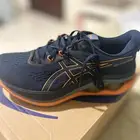 حذاء نسائي ماركة asics