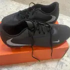 جزمة نايك فانتوم مقاس 43جديدة توني مستلمها سبب البيع