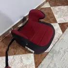 مقعد سيارة خاصة بالأطفال