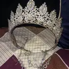 تاج عرأس مع اكسوراته كامل مستعمل مره وحده بس جديد ونظيف