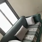 كنب اربع قطع وطاولة مكتب للبيع