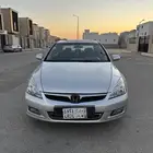 هوندا اكورد فضي 2007 للبيع