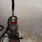 مكنسة بيسل وجهاز كافي للبيع حالتها ممتازه