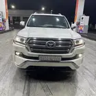 لاندكروزر 2018GXR3سعودي ماشي 380كم
