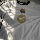 تيشيرت كوره برشلونه