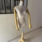 مانيكان للبيع