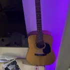 أهلا موسيقية ذات صوت جميل