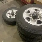 جنوط مع كفرات لاندكروزر