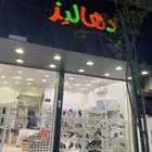 للبيع   ديكور لمحل احذيه